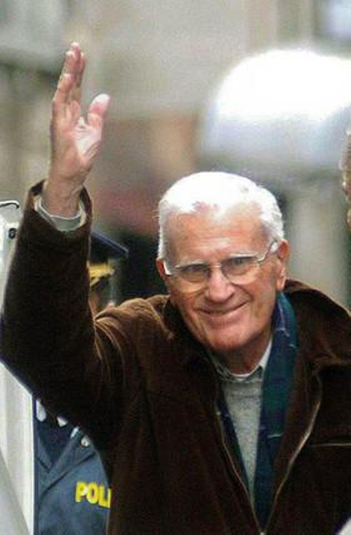Fallece el ex dictador uruguayo a los 83 años en su domicilio de Montevideo. Fallece el ex dictador uruguayo a los 83 años en su domicilio de Montevideo.