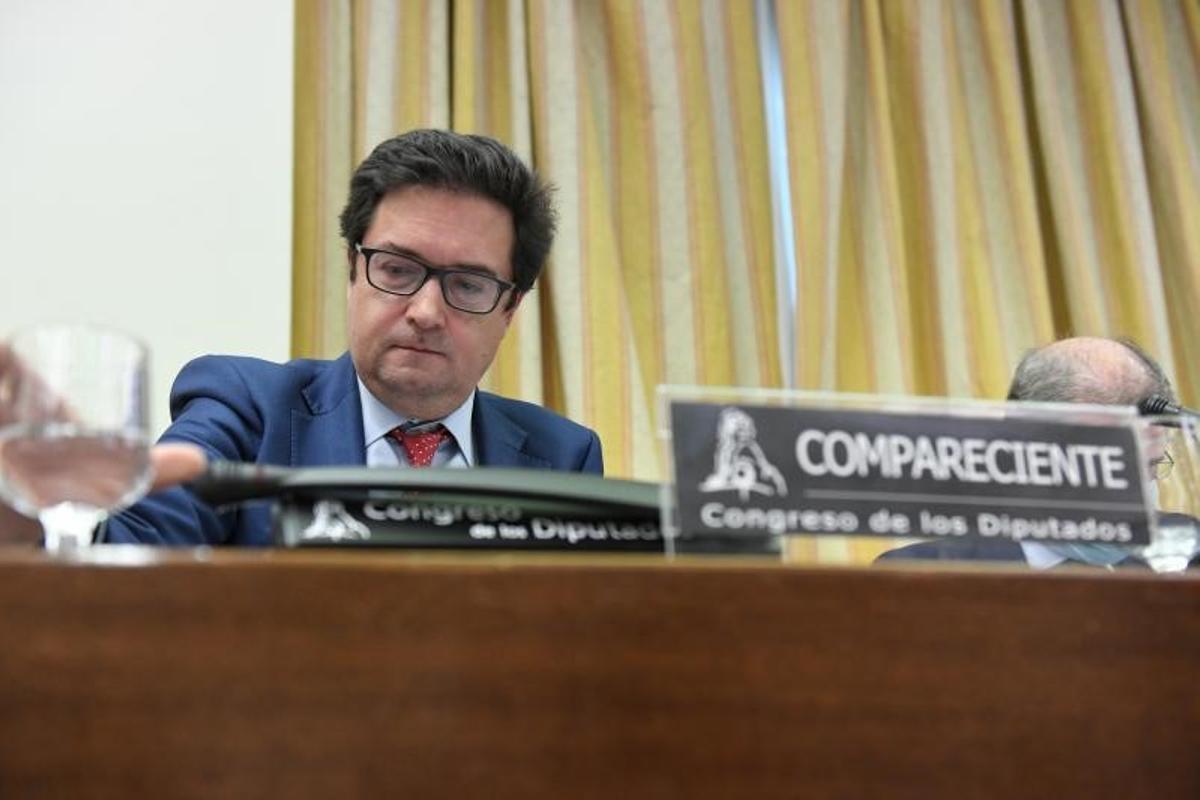 El director de Gabinete del presidente del Gobierno, Óscar López, en la Comisión Mixta de Seguridad Nacional, este 25 de abril de 2022 en el Congreso de los Diputados.