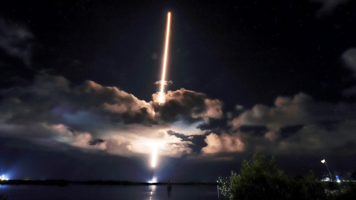 Lanzamiento de la nave espacial Lucy de la NASA, sobre un cohete Atlas 5 de United Launch Alliance desde Cabo Cañaveral