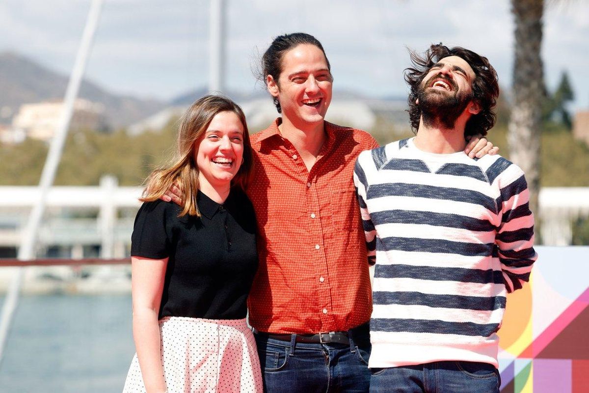 El director (en el centro) con sus protagonistas en el Festival de Málaga El director (en el centro) con sus protagonistas en el Festival de Málaga