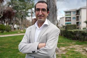 Luis Santamaría, experto en sectas, fotografiado en Madrid