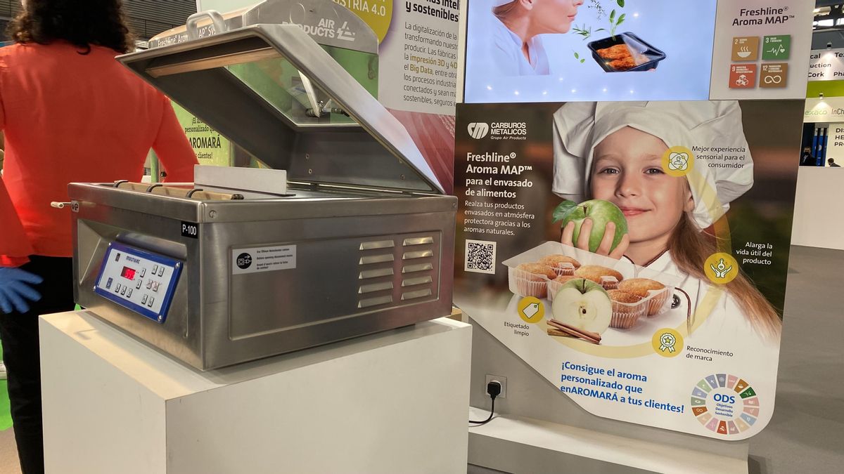 Máquina para introducir olores en los envases de alimentos, visible en Expoquimia. Máquina para introducir olores en los envases de alimentos, visible en Expoquimia.
