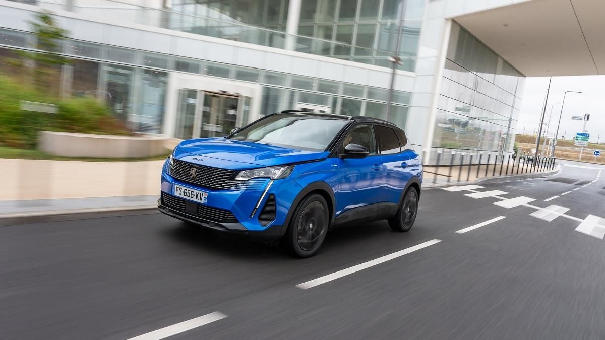 Los 5 coches híbridos enchufables e híbridos más vendidos en junio de 2022 en España Los 5 coches híbridos enchufables e híbridos más vendidos en junio de 2022 en España