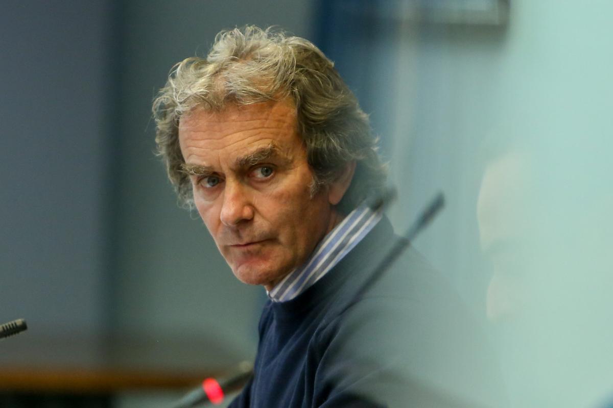 Fernando Simón, este jueves en la rueda de prensa del Ministerio de Sanidad. Fernando Simón, este jueves en la rueda de prensa del Ministerio de Sanidad.