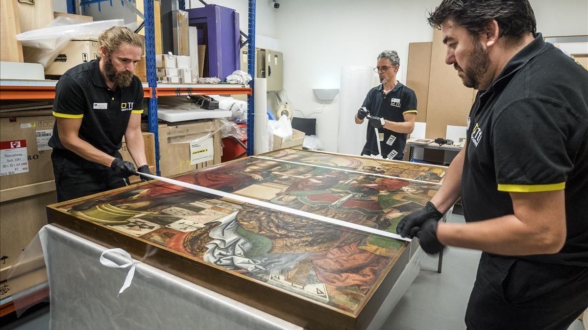 Traslado de ’Jesús entre els doctors de la Llei’, tabla del retablo mayor del monasterio de Sijena que viaja del MNAC al Museu de Lleida. Traslado de ’Jesús entre els doctors de la Llei’, tabla del retablo mayor del monasterio de Sijena que viaja del MNAC al Museu de Lleida.