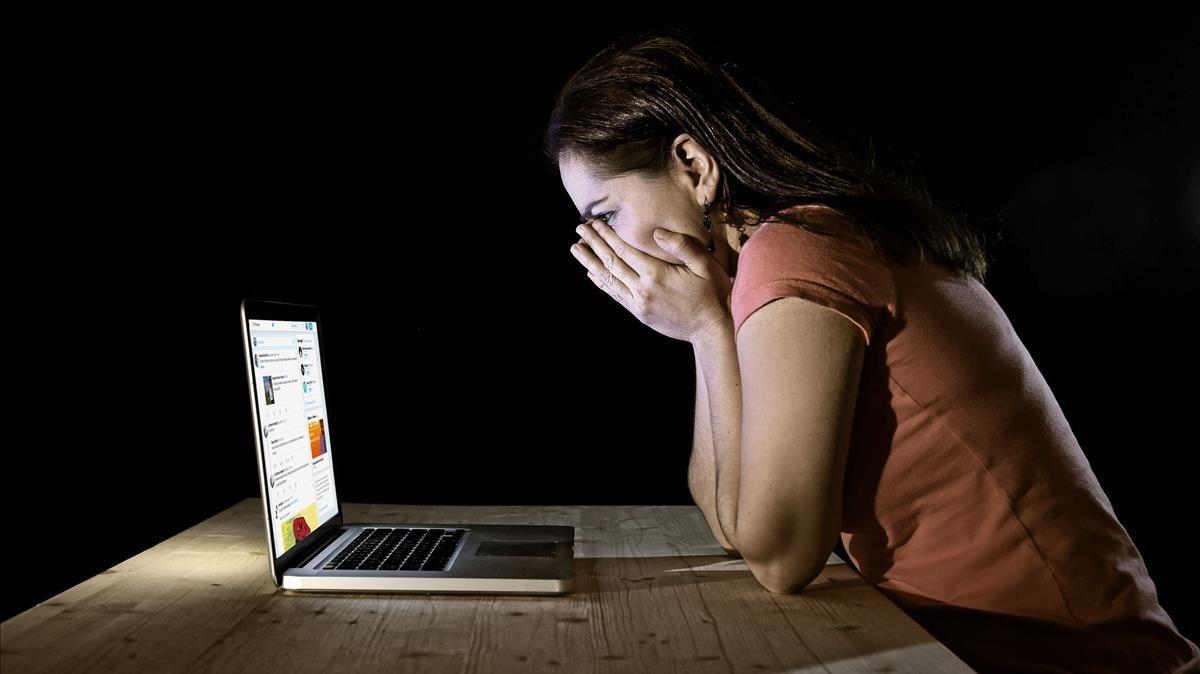 El ciberacoso es la forma de violencia más común entre los adolescentes 