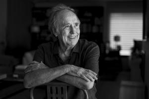 Juan Cruz entrevista a Joan Manuel Serrat