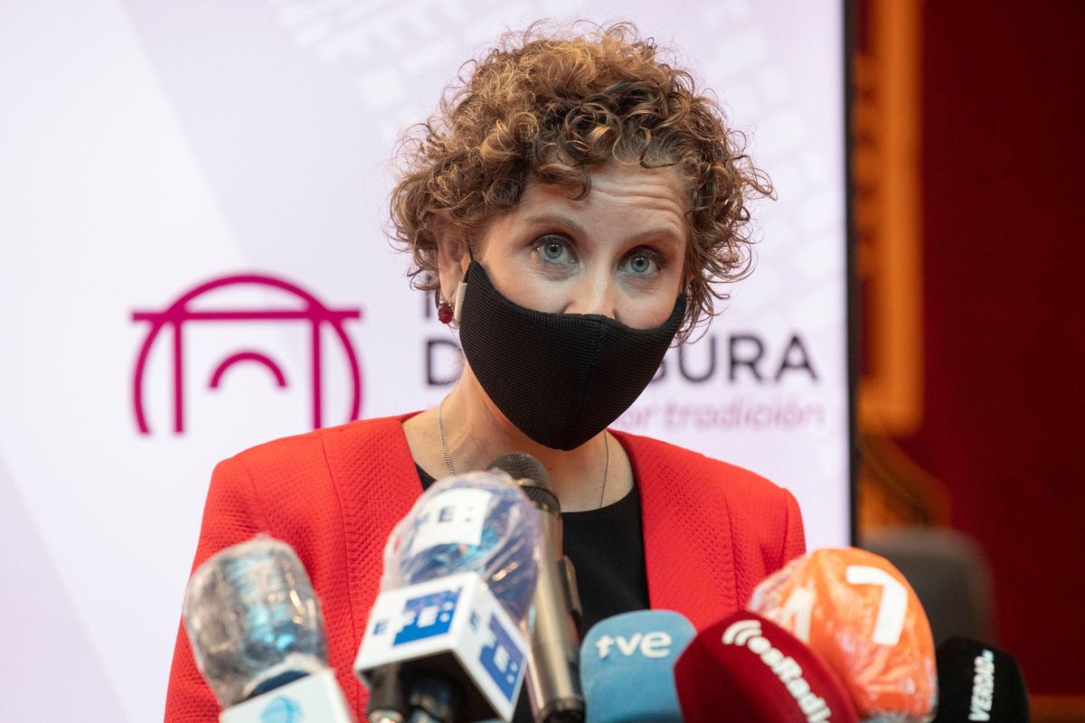 Dimite la alcaldesa de Molina de Segura tras vacunarse sin tener todavía derecho Dimite la alcaldesa de Molina de Segura tras vacunarse sin tener todavía derecho