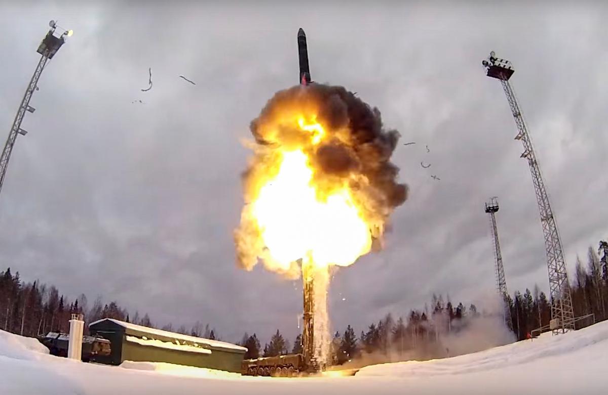 Lanzamiento de un misil balístico Yar el 19 de febrero de 2022 desde el campo de entrenamiento ruso de Kura.