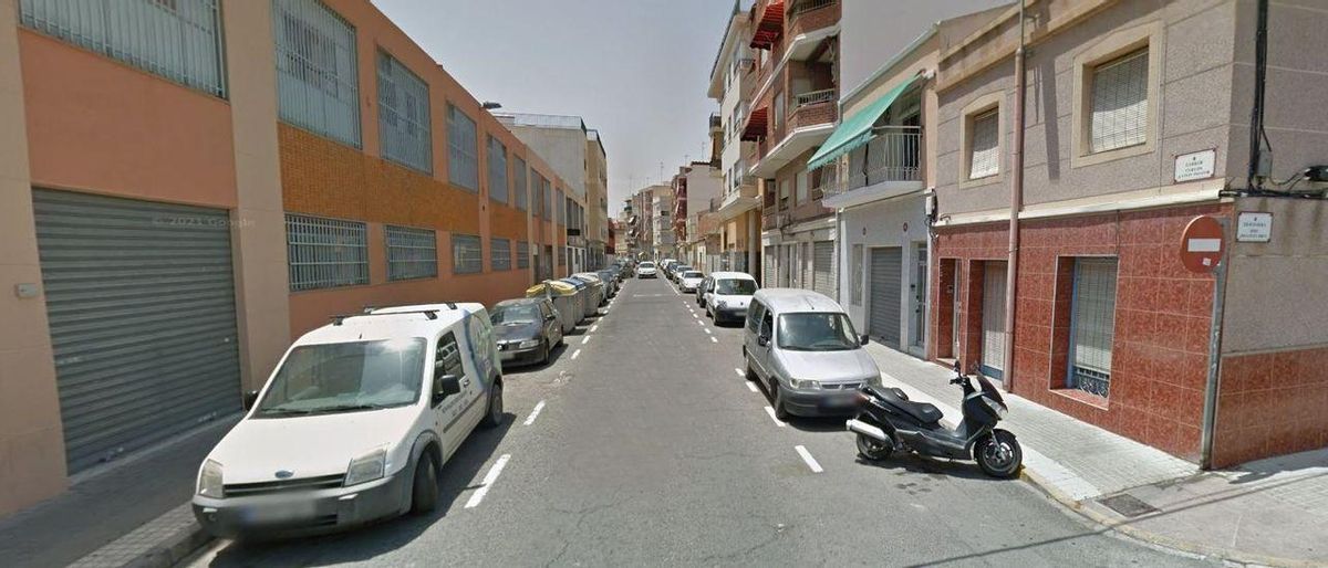 Dos detenidos en Elche por la muerte por arma blanca de un compañero de piso Dos detenidos en Elche por la muerte por arma blanca de un compañero de piso