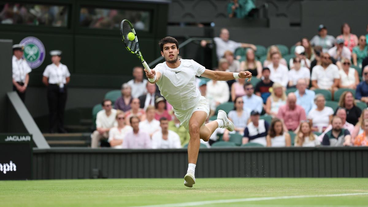 Alcaraz abre la semana decisiva en Wimbledon ante Berrettini