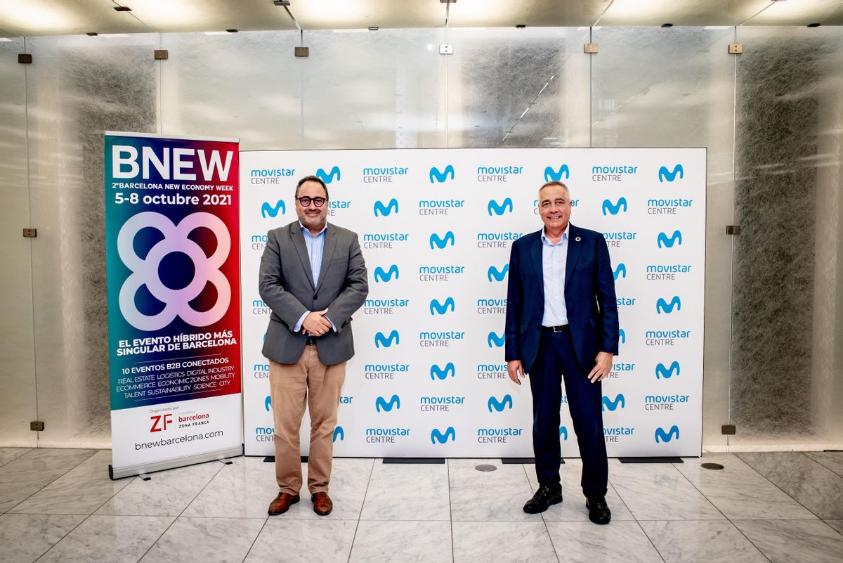 De izquierda a derecha, según la fotografía, José Manuel Casas, director general de Telefónica Territorio Este y Pere Navarro, delegado especial del Estado en el Consorci de la Zona Franca de Barcelona y presidente de BNEW. De izquierda a derecha, según la fotografía, José Manuel Casas, director general de Telefónica Territorio Este y Pere Navarro, delegado especial del Estado en el Consorci de la Zona Franca de Barcelona y presidente de BNEW.