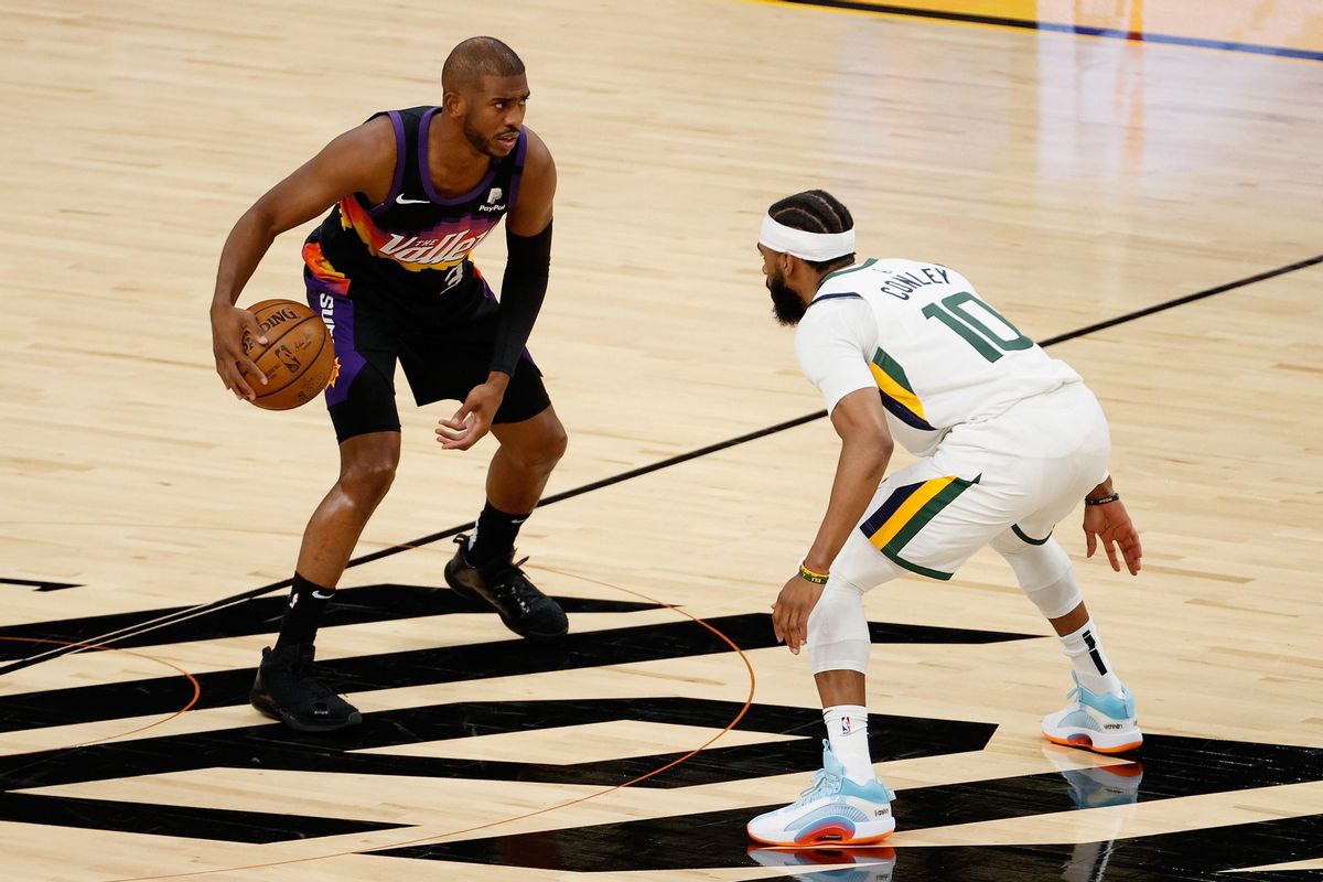 Chris Paul, en un partido con los Suns. Chris Paul, en un partido con los Suns.