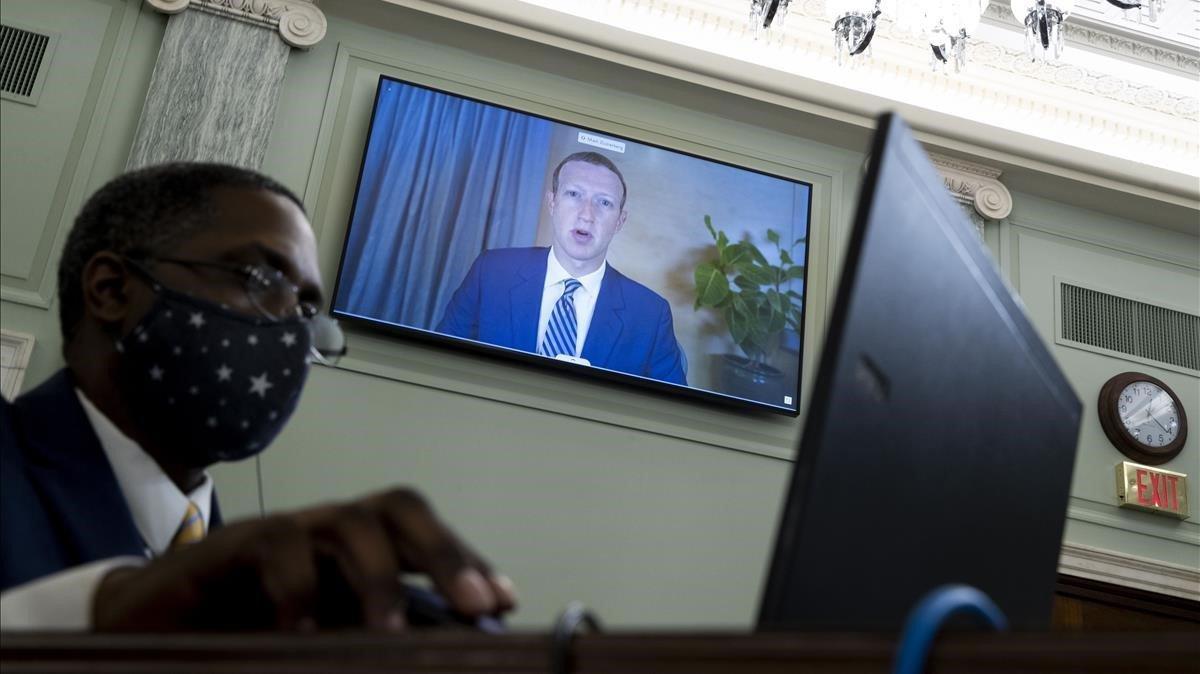 Facebook se abre a una mayor regulación de las redes sociales