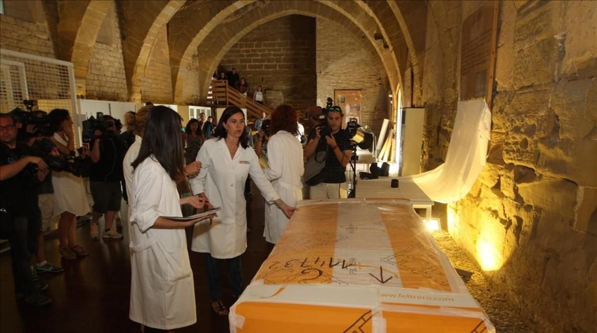 Llegada al Monasterio de Sijena de las piezas devueltas desde el MNAC. Llegada al Monasterio de Sijena de las piezas devueltas desde el MNAC.