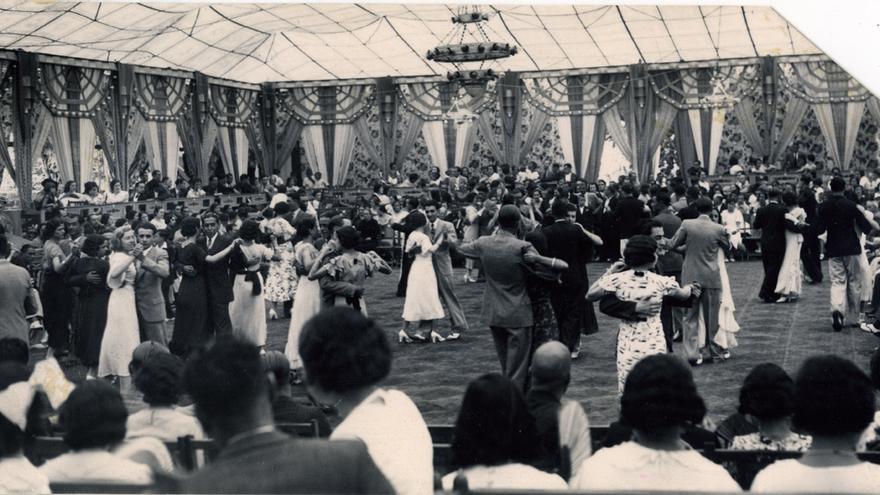 ¡Baile en el 'envelat'! | Artículo de Xavier Carmaniu Mainadé - Vimarsana News