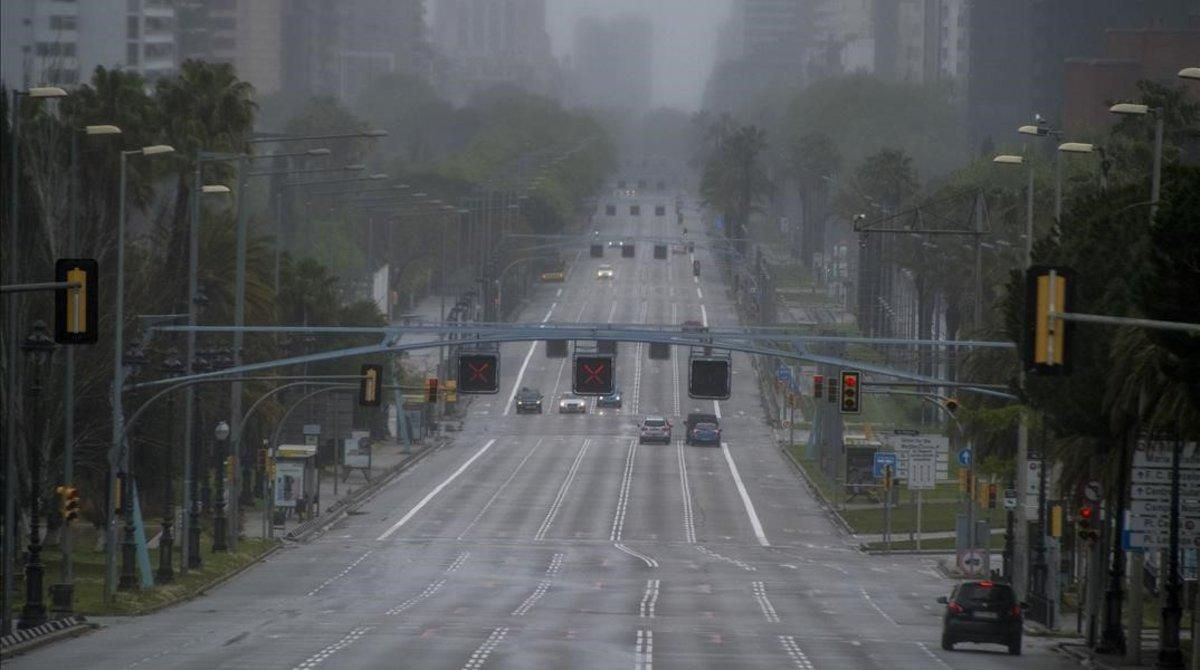 Entrada a Barcelona por la Diagonal al mediodía de este lunes. Entrada a Barcelona por la Diagonal al mediodía de este lunes.