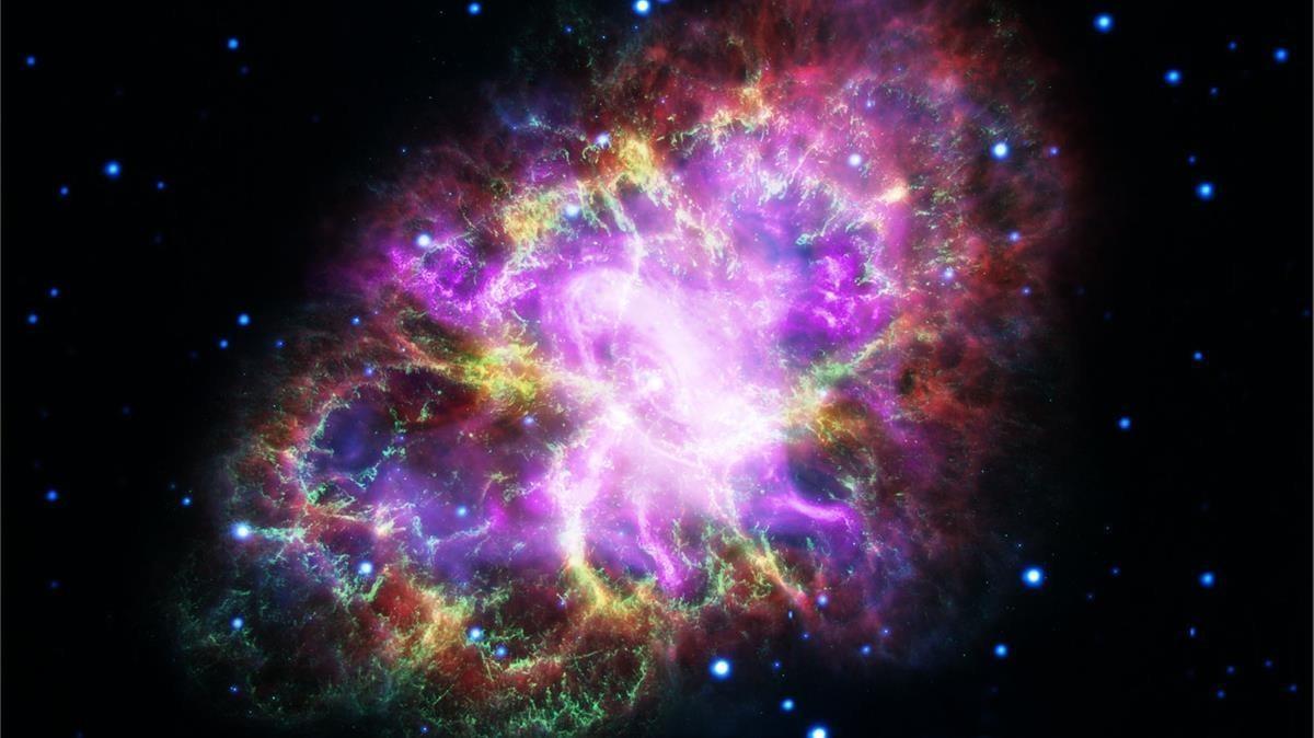 Imagen de la Nebulosa del Cangrejo, obtenida combinando datos de telescopios que abarcan casi todo el espectro electromagnético