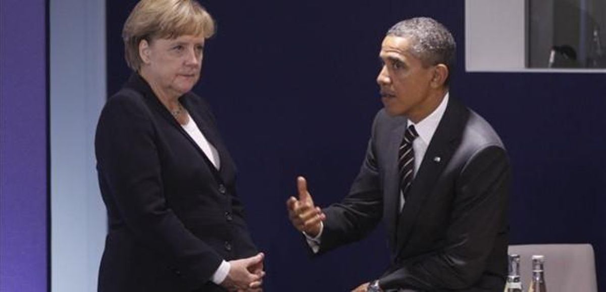 Merkel y Obama charlan durante una reunión del G-20 en Cannes, en el 2011. Merkel y Obama charlan durante una reunión del G-20 en Cannes, en el 2011.