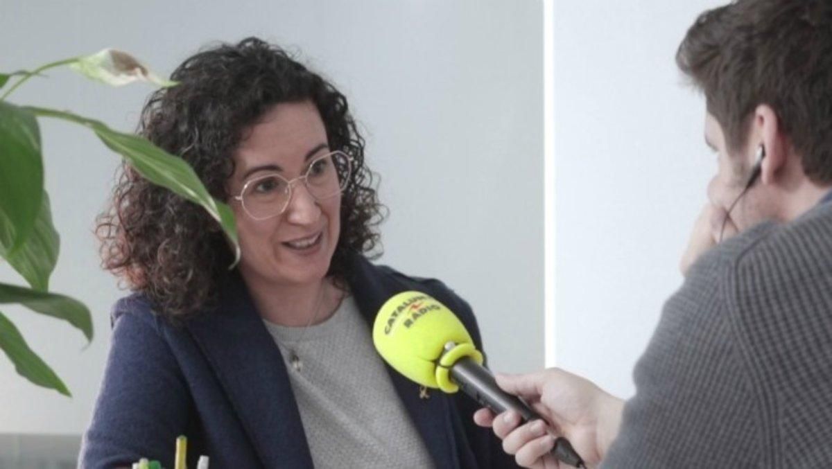 Marta Rovira, durante la entrevista con ’El suplement’, de Catalunya Ràdio. Marta Rovira, durante la entrevista con ’El suplement’, de Catalunya Ràdio.
