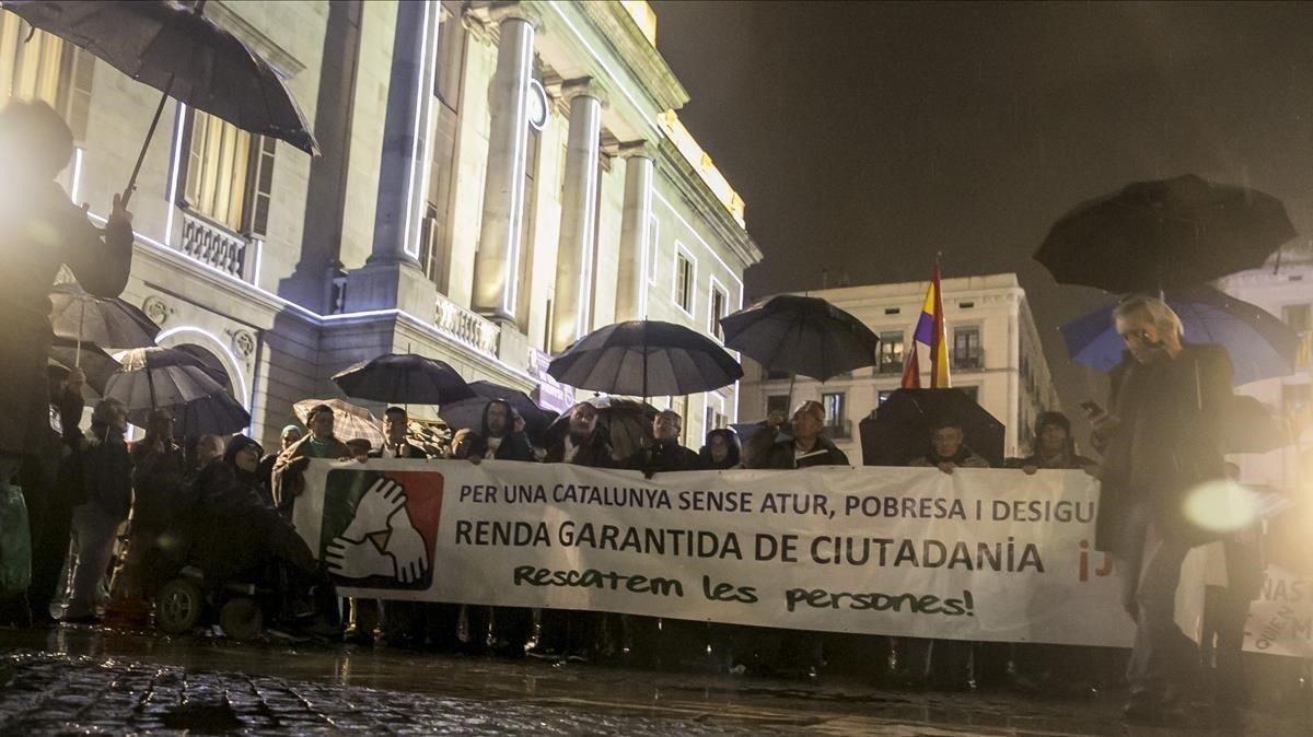 Manifestación para relamar la renta garantizada de ciudadanía, en diciembre del 2016. Manifestación para relamar la renta garantizada de ciudadanía, en diciembre del 2016.