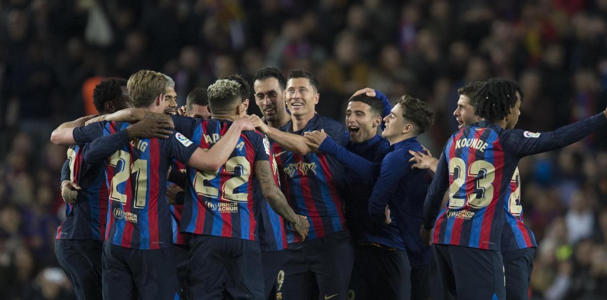 Los jugadores azulgrana celebrando el triunfo Los jugadores azulgrana celebrando el triunfo