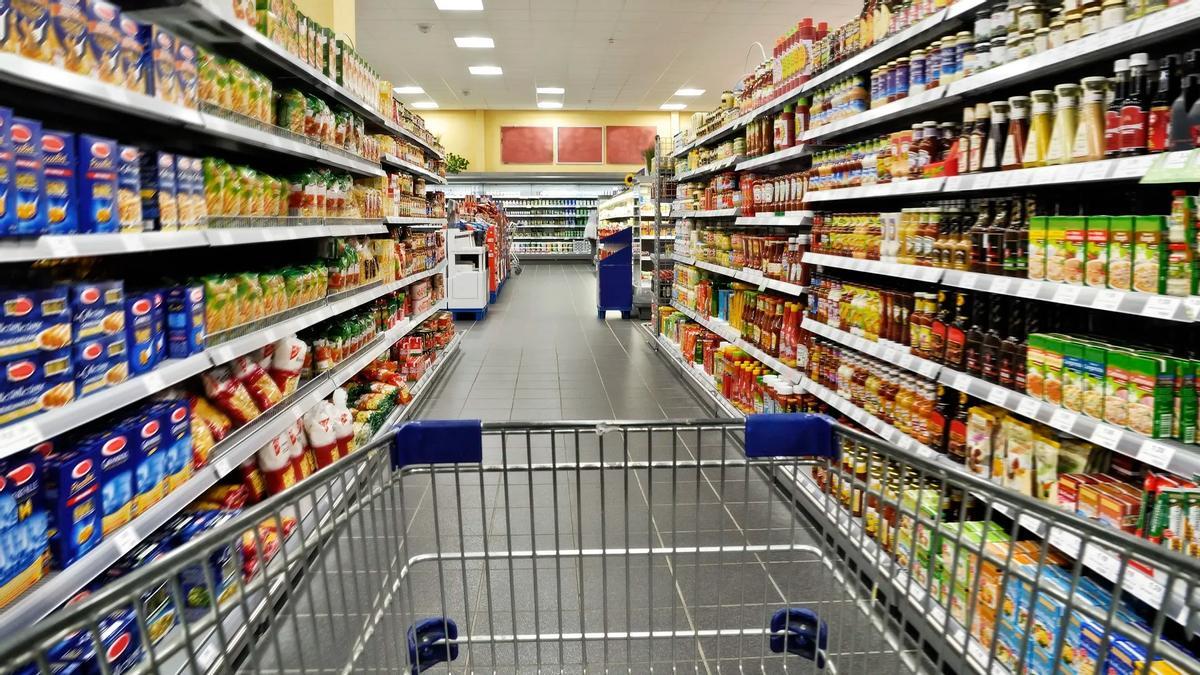HORARIO SAN JUAN |  Qué tiendas, supermercados y centros comerciales están abiertos este sábado, 24 de junio, por Sant Joan en Barcelona