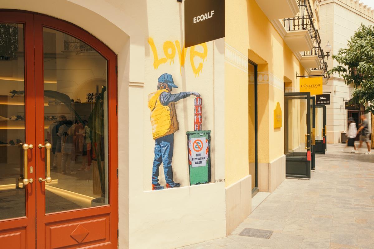 La Roca Village presents Streets of Love, an open-air exhibition in  collaboration with internationally renowned artist TVBOY – Antor