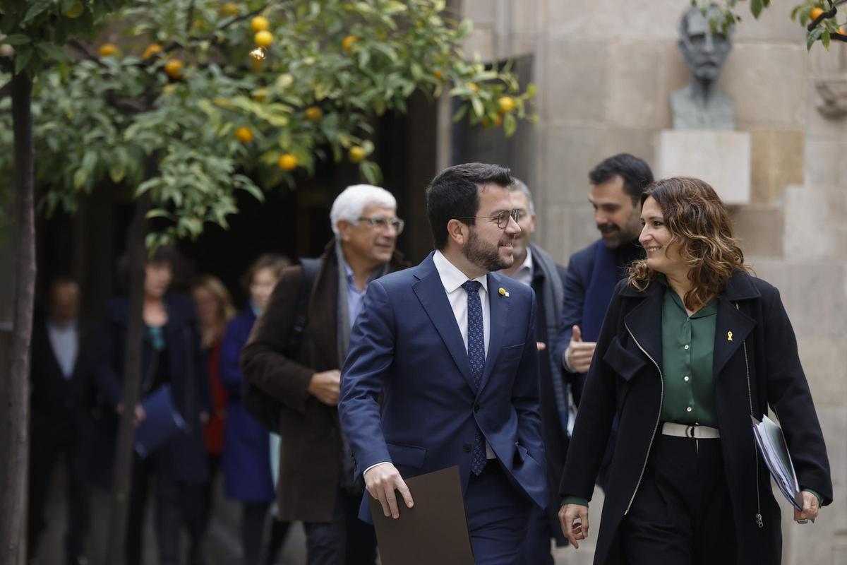 El Govern apunta a un pacte amb PSC, Junts i comuns per als pressupostos «en els pròxims dies» El Govern apunta a un pacte amb PSC, Junts i comuns per als pressupostos «en els pròxims dies»