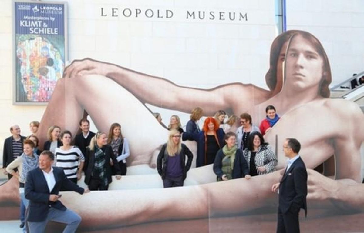 Visitantes de la muestra ’Hombres desnudos’ del museo Leopold de Viena. Visitantes de la muestra ’Hombres desnudos’ del museo Leopold de Viena.