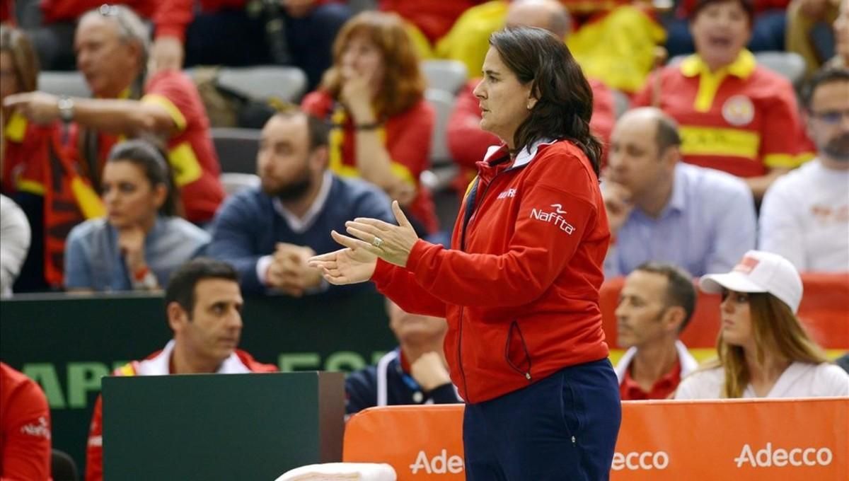 Conchita Martínez en el partido contra Croacia de la Copa Davis. Conchita Martínez en el partido contra Croacia de la Copa Davis.