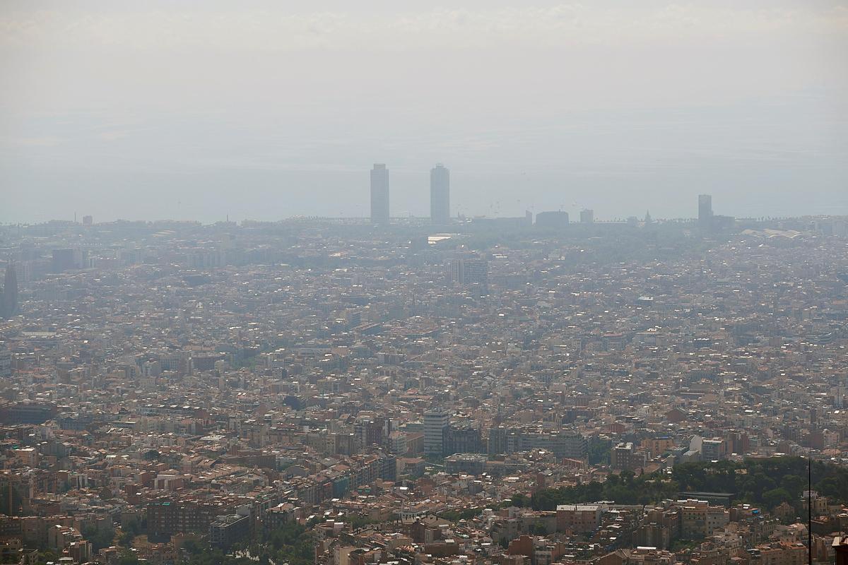 Imagen de archivo de la contaminación de Barcelona