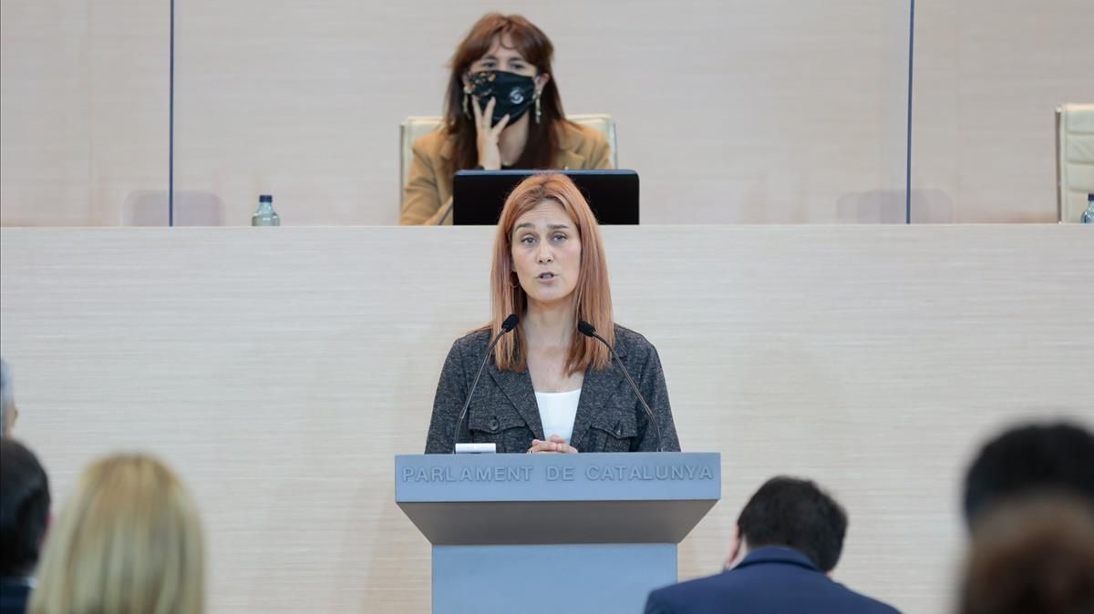 La portavoz de En Comú Podem en el Parlament, Jéssica Albiach, en el debate de investidura de Pere Aragonès, este viernes. La portavoz de En Comú Podem en el Parlament, Jéssica Albiach, en el debate de investidura de Pere Aragonès, este viernes.
