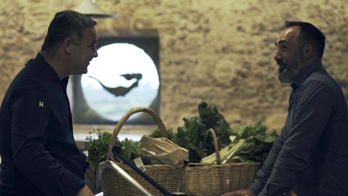 Ángel León y Rafa Monge, en el programa ’Productores con estrella’, de Canal Cocina. Ángel León y Rafa Monge, en el programa ’Productores con estrella’, de Canal Cocina.