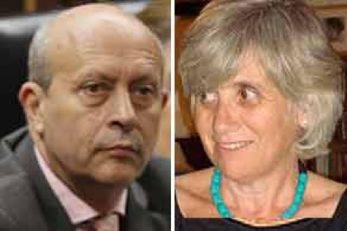 El ministro José Ignacio Wert y la profesora Clara Ponsati. El ministro José Ignacio Wert y la profesora Clara Ponsati.