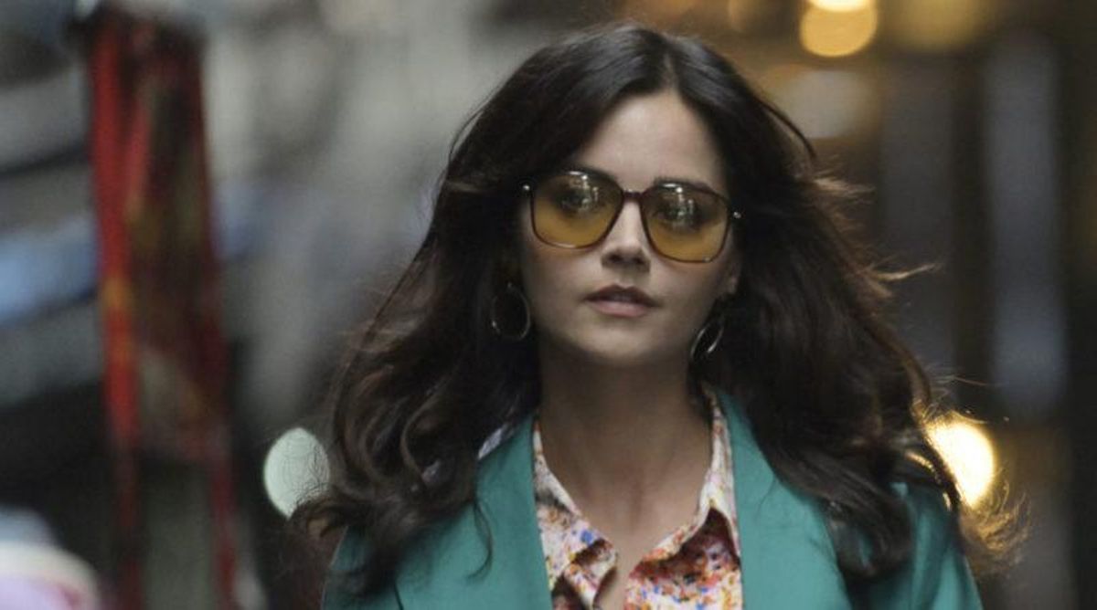 Jenna Coleman: estilo setentero e inquietud, en ’La serpiente’. Jenna Coleman: estilo setentero e inquietud, en ’La serpiente’.