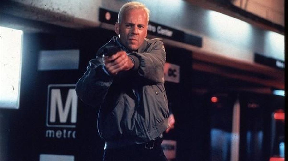 Le Chacal Bruce Willis Streaming Vf Un Bruce Willis vestido de 'Chacal'