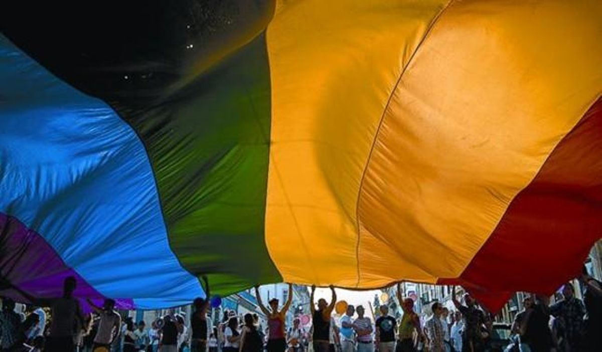 Fiesta multitudinaria y reivindicaciones con motivo de los actos del Orgullo Gay. Fiesta multitudinaria y reivindicaciones con motivo de los actos del Orgullo Gay.