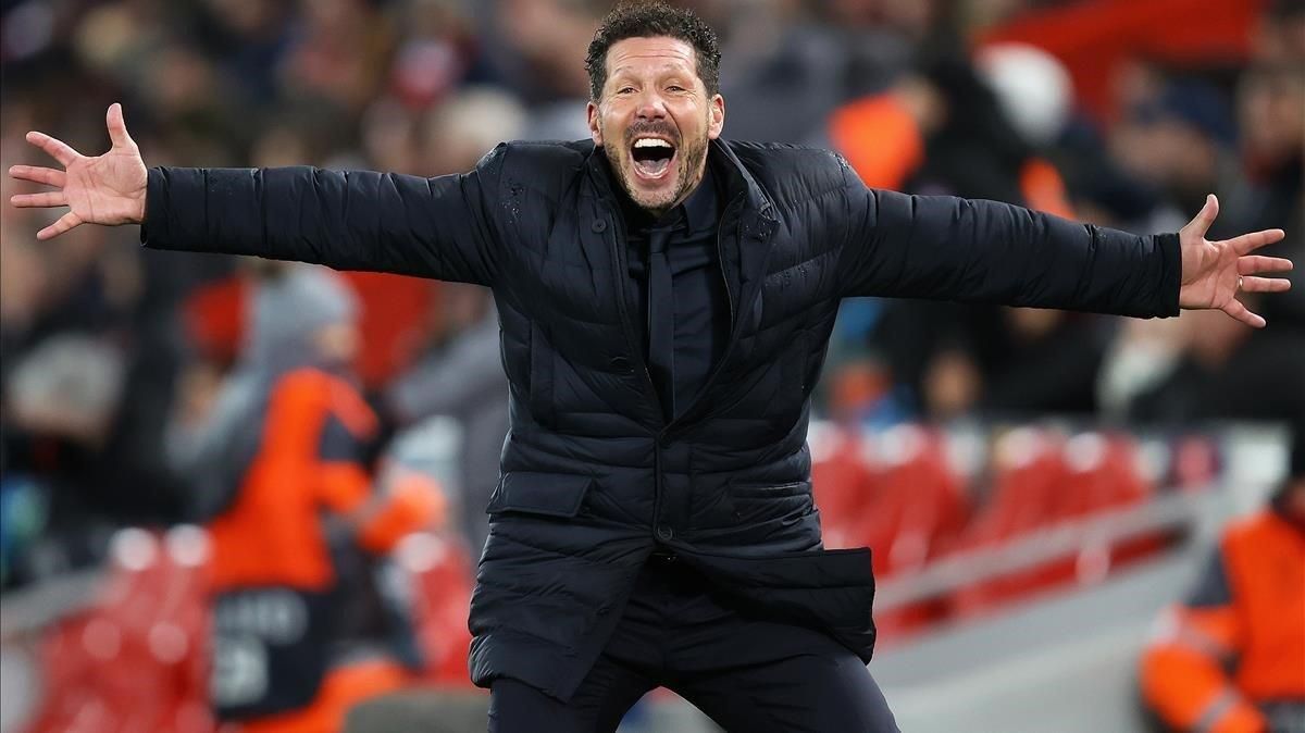 Simeone festeja el segundo gol de Marcos Llorente en Anfield ante el Liverpool. Simeone festeja el segundo gol de Marcos Llorente en Anfield ante el Liverpool.