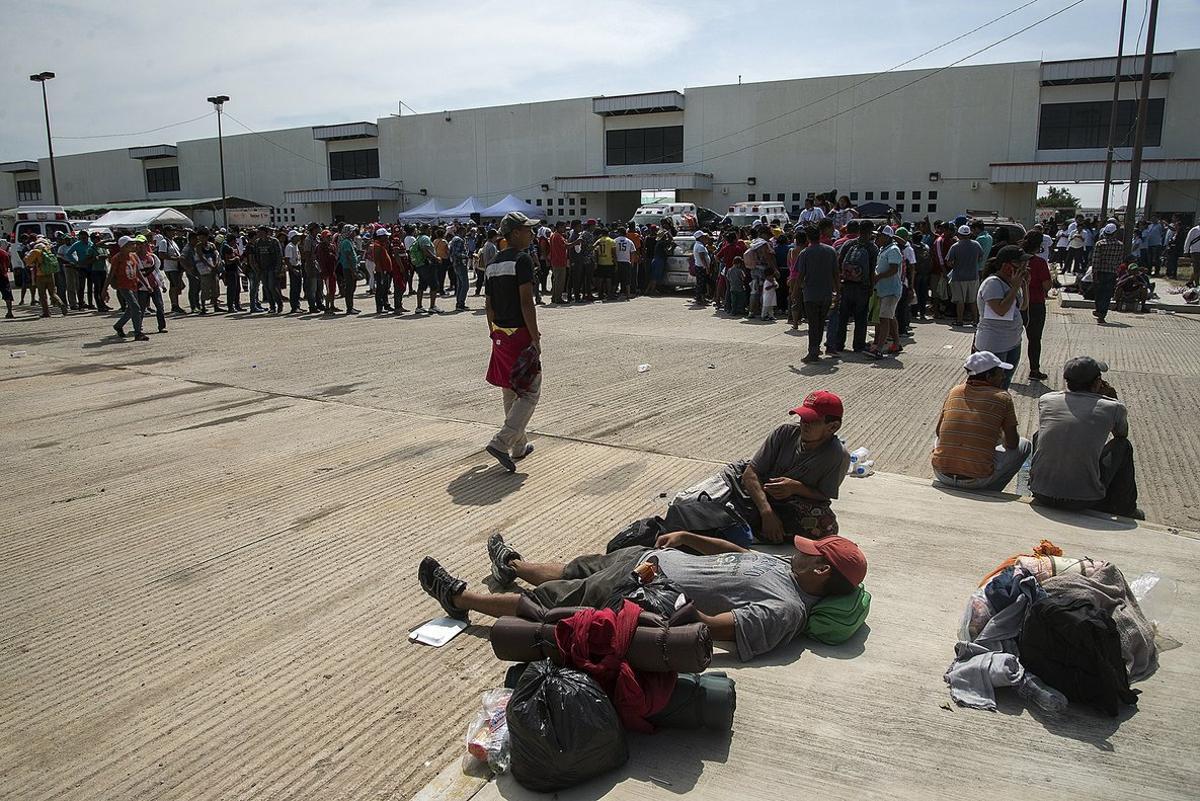 Caravana Migrante Espera Ayuda Del Gobierno Mexicano Para Continuar