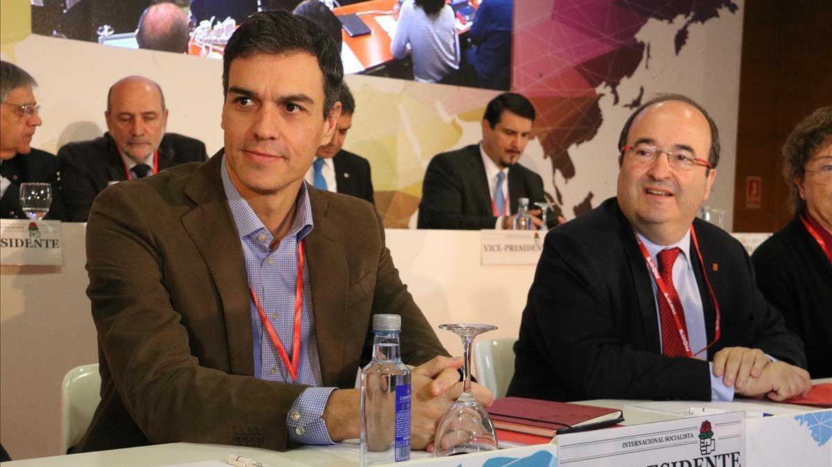 Pedro Sánchez y Miquel Iceta en la inauguración del consejo Internacional socialista.
