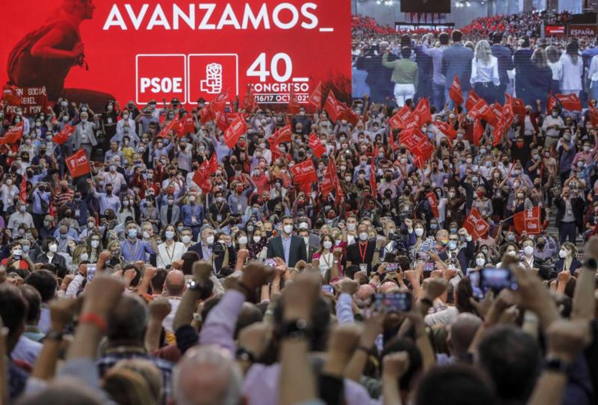 Sánchez apel·la a les arrels socialistes per inaugurar una nova etapa