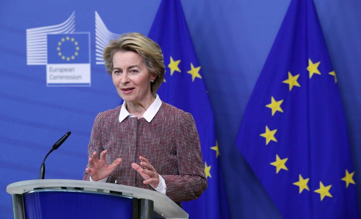 La presidenta de la Comisión Europea, Ursula von der Leyen, presenta la estrategia digital de la UE, este miércoles en Bruselas. La presidenta de la Comisión Europea, Ursula von der Leyen, presenta la estrategia digital de la UE, este miércoles en Bruselas.