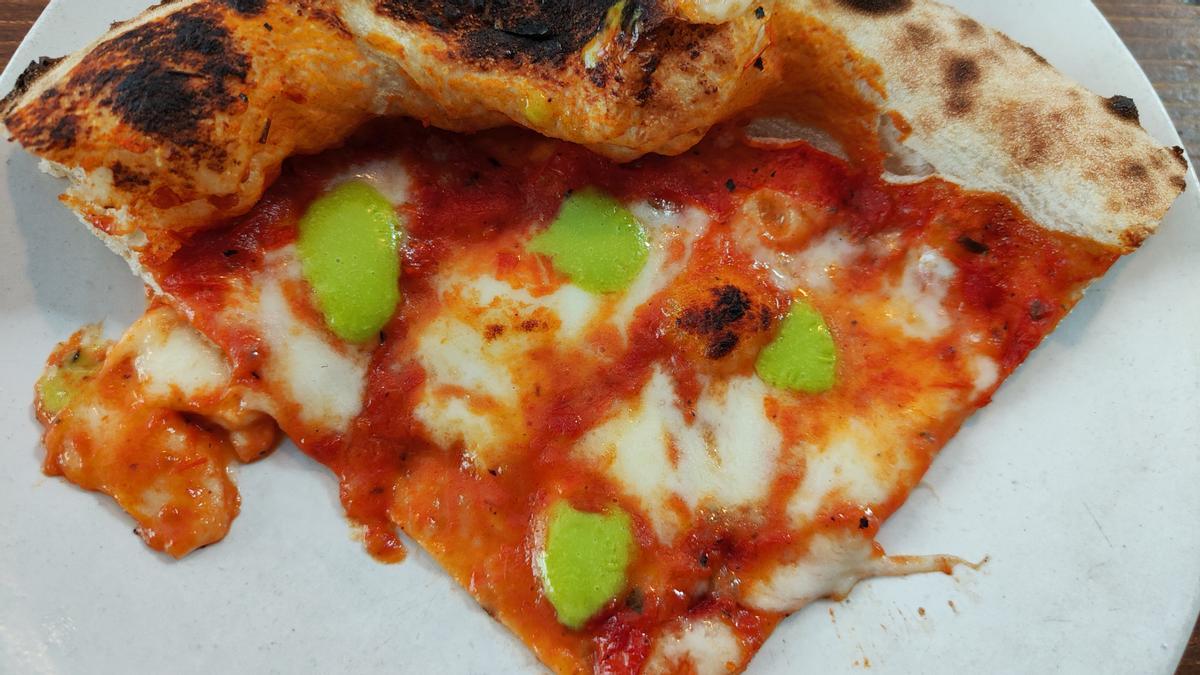 La pizza margarita al estilo de la pizzería Sartoria Panatieri.