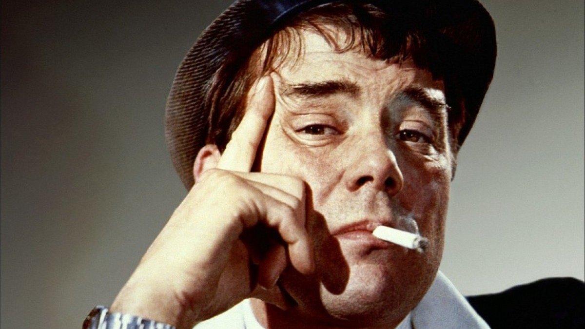 Dirk Bogarde en ’A las nueve cada noche’ (1967) Dirk Bogarde en ’A las nueve cada noche’ (1967)
