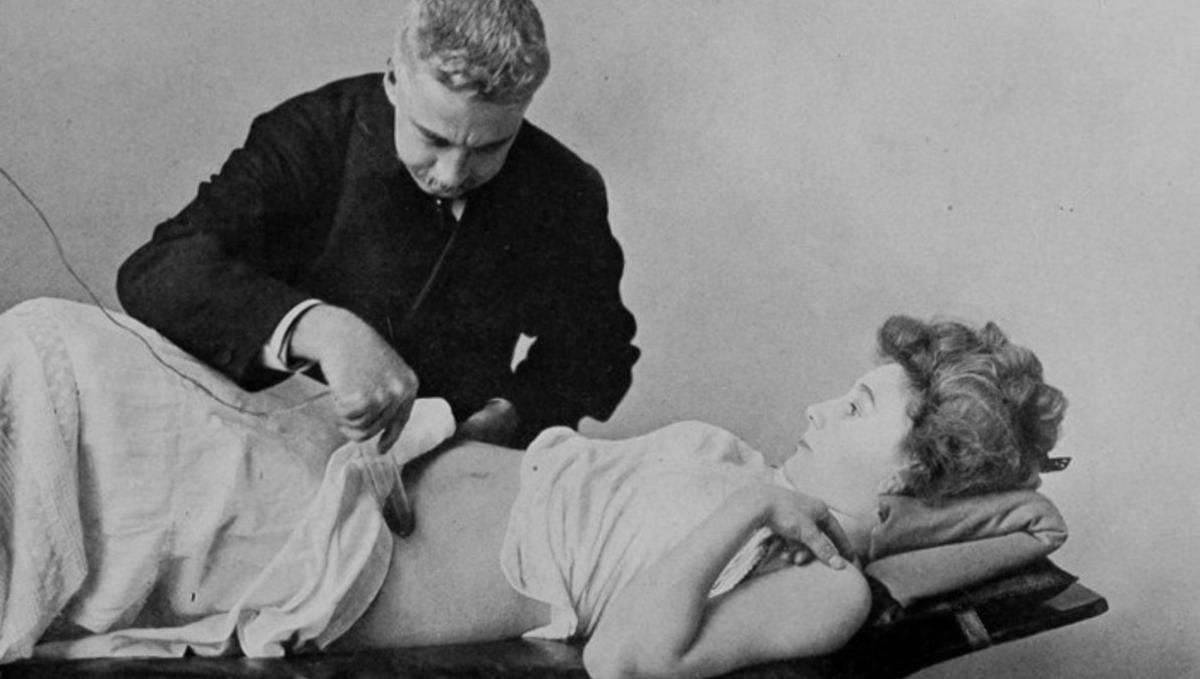 En la época victoriana, los médicos masturbaban a sus pacientes para templar los nervios y curar la histeria.