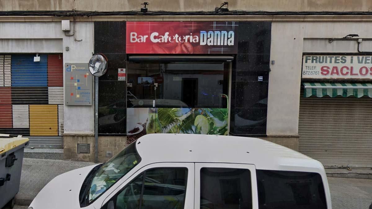 Una festa en un bar manresà, origen del brot entre els empleats de l'escorxador d'Avinyó Una festa en un bar manresà, origen del brot entre els empleats de l'escorxador d'Avinyó