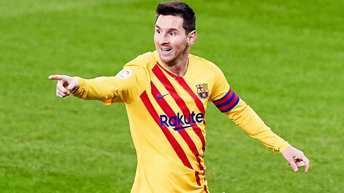 Messi celebra el primero de sus dos goles en San Mamés. Messi celebra el primero de sus dos goles en San Mamés.