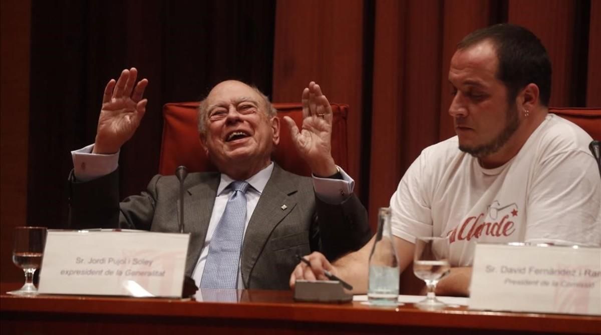 El ’expresident’ Jordi Pujol, en la comisión de investigación sobre la corrupción, presidida por David Fernàndez, el 23 de febrero del 2015. El ’expresident’ Jordi Pujol, en la comisión de investigación sobre la corrupción, presidida por David Fernàndez, el 23 de febrero del 2015.
