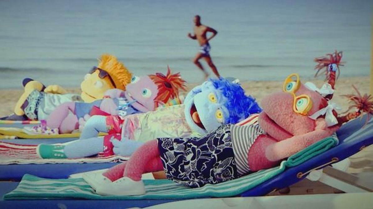 Los Lunnis, en el videoclip de ’Conecta Clan’. Los Lunnis, en el videoclip de ’Conecta Clan’.